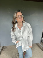 122344 WHITE PINSTRIPED BUTTON UP TOP