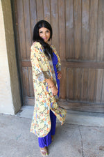453 MAXI STYLE AND FLORAL PRINT DESIGN WITH ANIMAL PRINT CONTRAST KIMONO