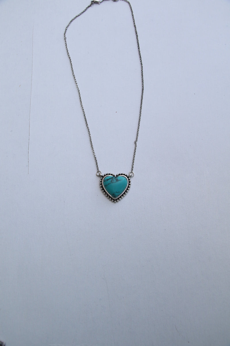 0417 HEART CHARM NECKLACE