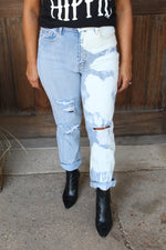 722182 HIGHRISE MOM JEANS